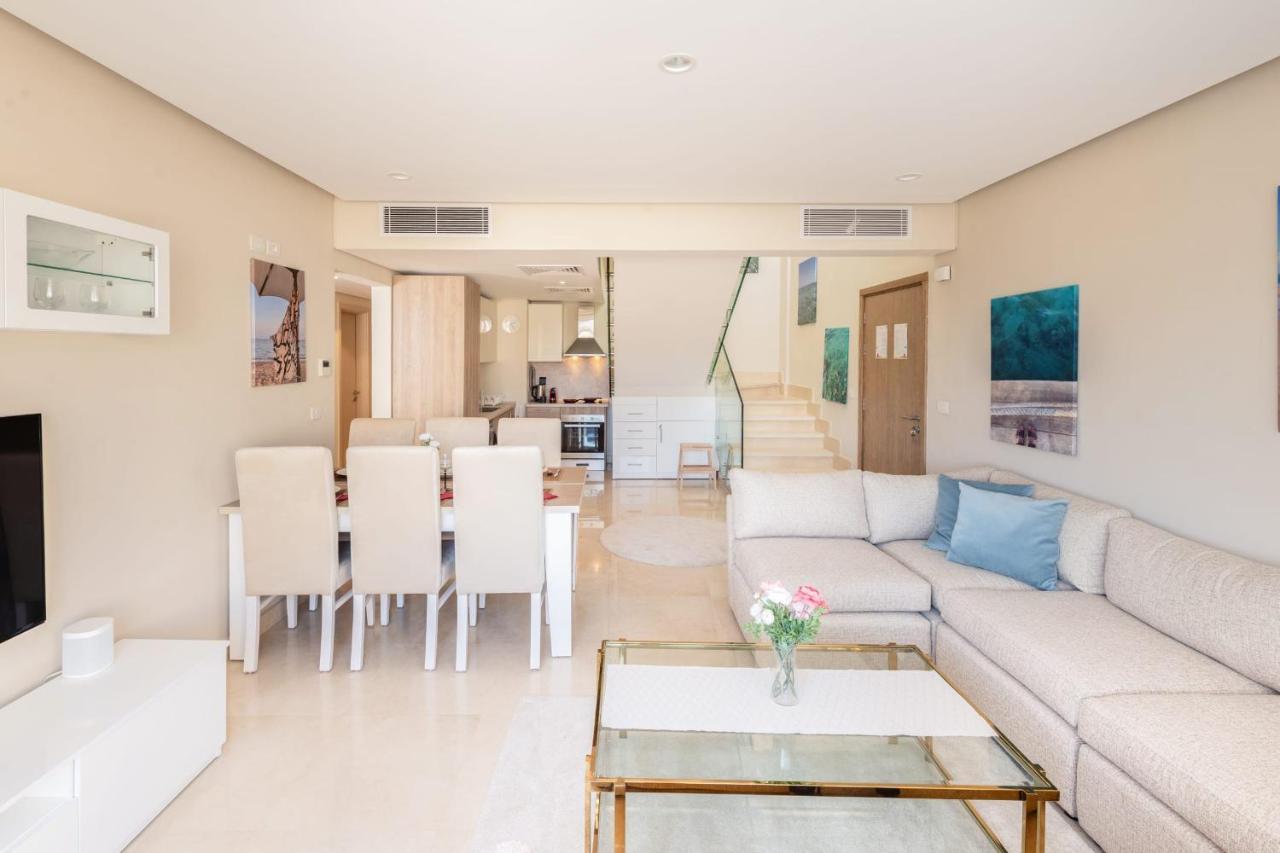 Luxe 3bdr W Private Rooftop Jacuzzi & Access Apartment